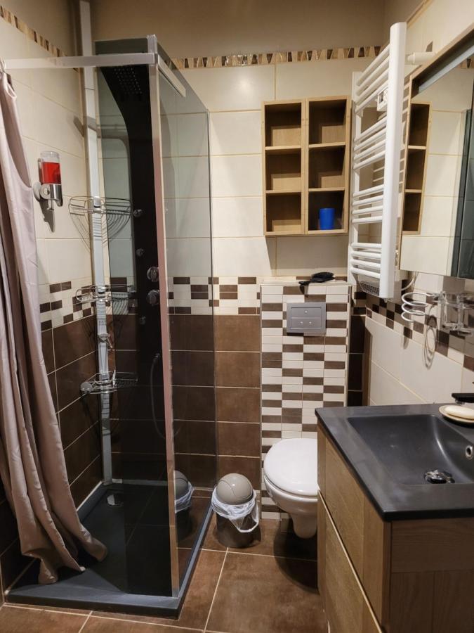Confortable Appart 1Er Etage Centre Ville Netflix Безье Экстерьер фото
