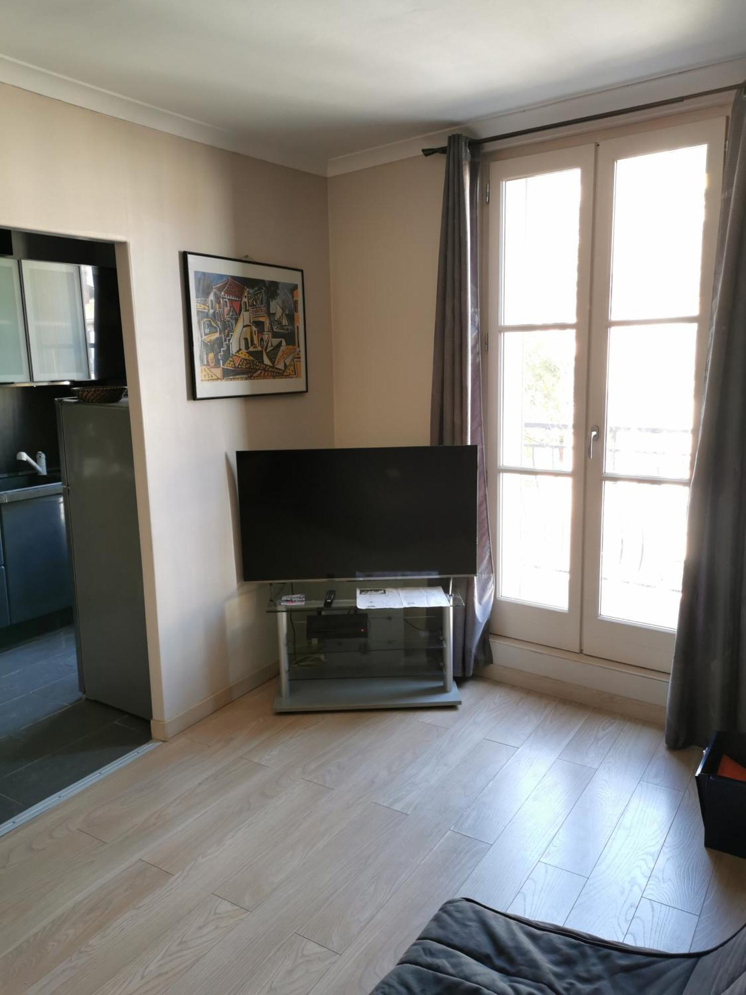 Confortable Appart 1Er Etage Centre Ville Netflix Безье Экстерьер фото
